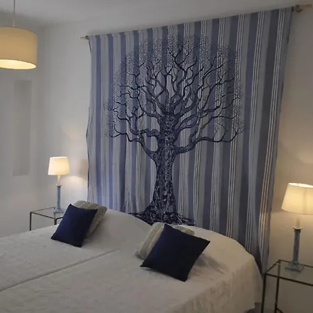 Apartment Spacious 2-bedroom At Da Rocha