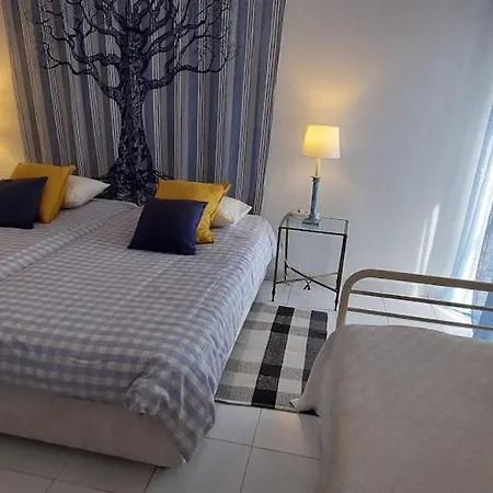 Spacious 2-bedroom At Da Rocha Apartment