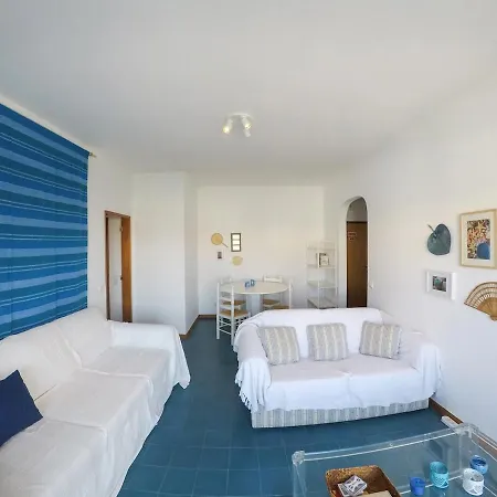 Spacious 2-bedroom At Da Rocha